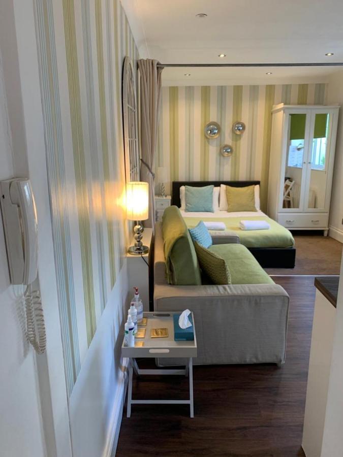 Between Piers, The Stylish Studio Flat In Cannon Place Hove Buitenkant foto